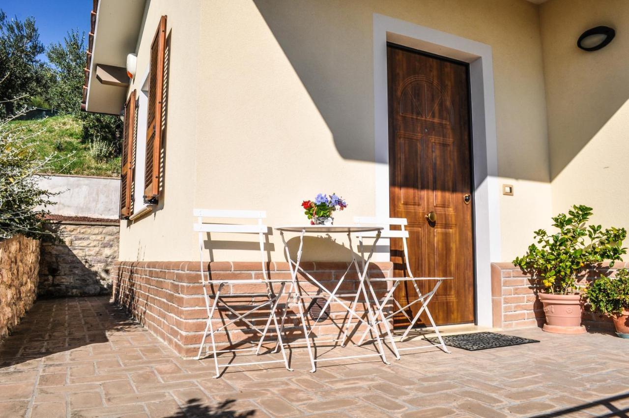 Appartement Bilocale In Campagna - Assise Extérieur photo